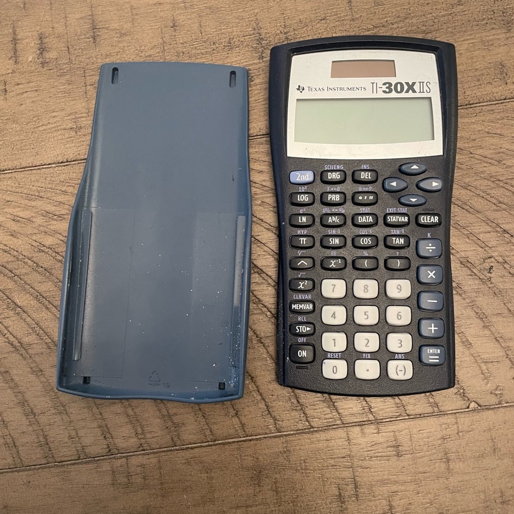 Texas Instruments Calculator - Picture 2 of 4